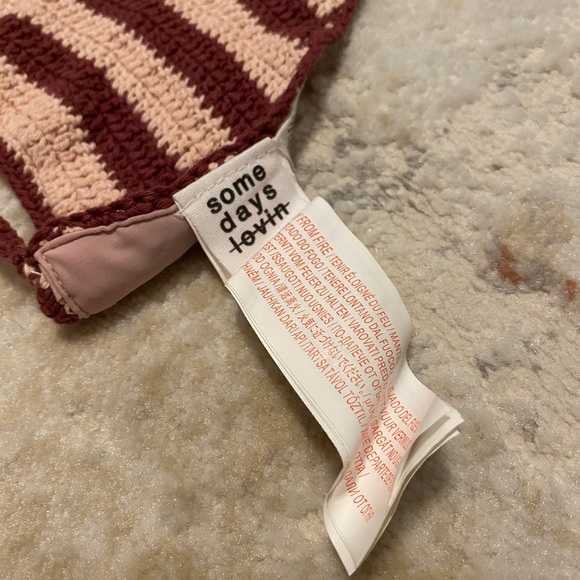 NWOT Somedays Lovin’ Revolve Crochet Bikini Top - Picture 6 of 8